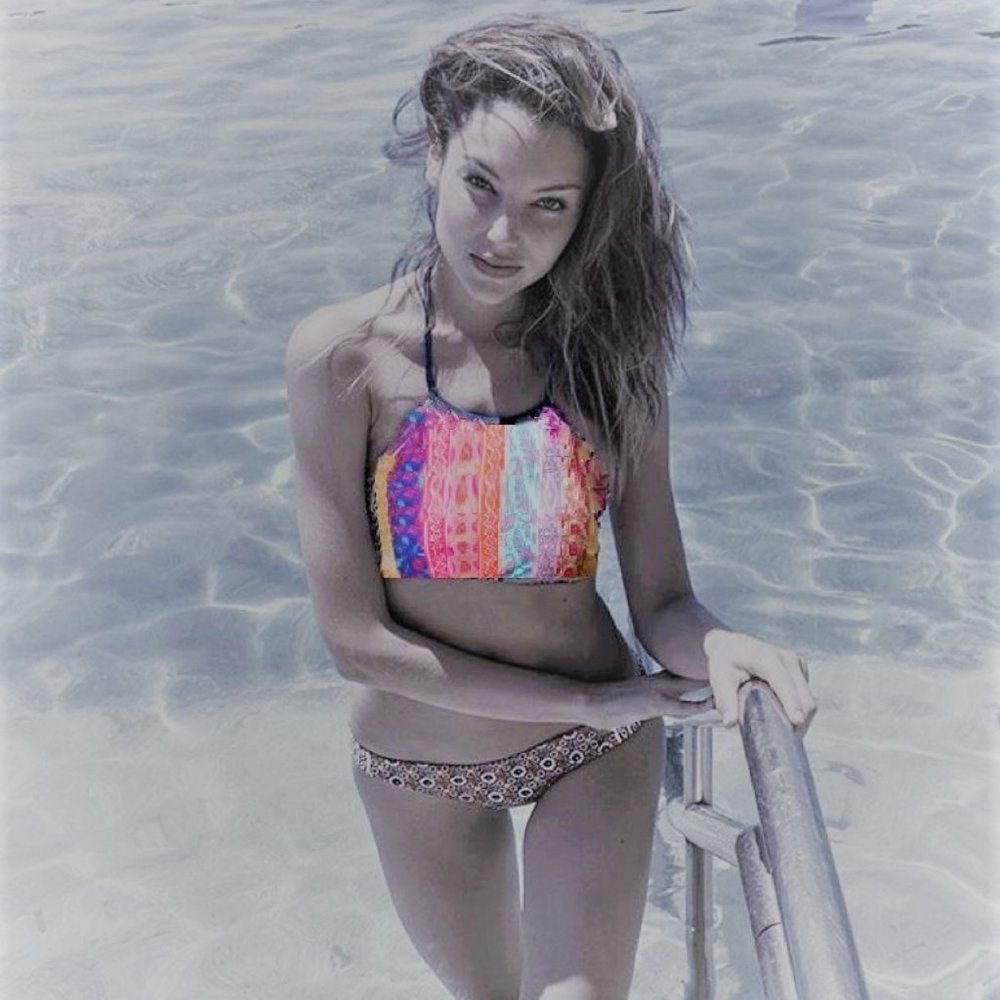 TIGERLILY Multi Ramo Apron Purple Paisley Bikini Top NWT RRP$100 - Picture 2 of 7